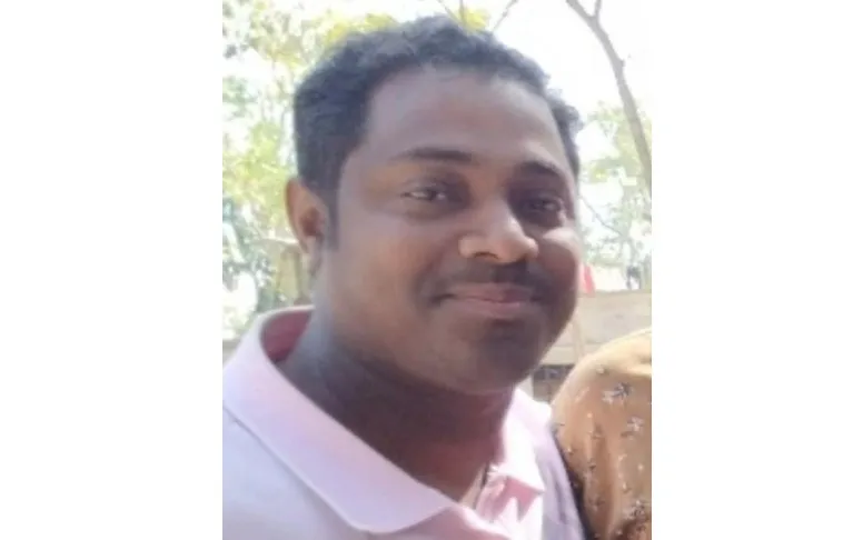 নলছিটিতে ছেলের নির্যাতনে ঘরছাড়া ৮৫ বছরের বৃদ্ধা মা